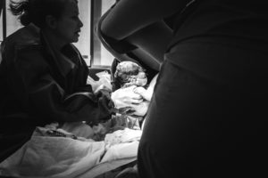 Richmond, Virginia birth photographer, doctor delivering baby 